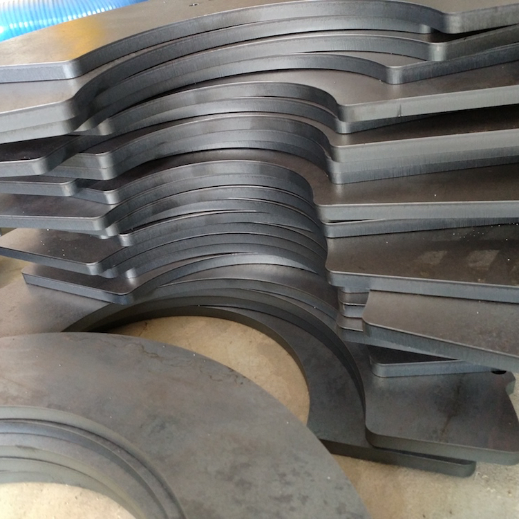 høj præcision fiber laserskæremaskine til metalplader