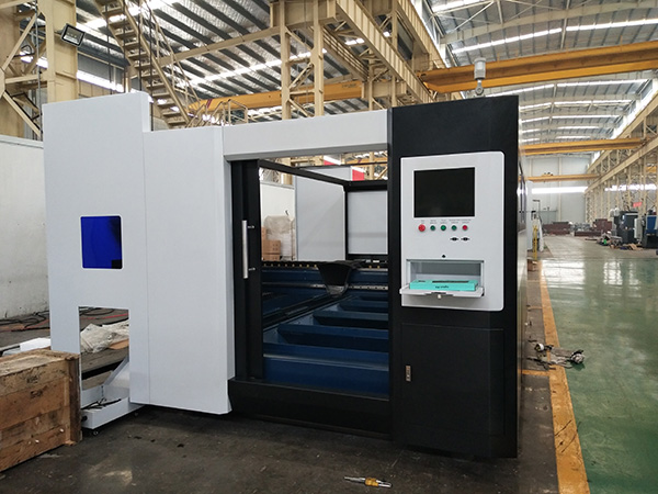 High Precision 3000x1500mm Små 1000w 1500w Fiber Laser Cutting Machine Pris